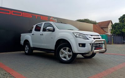 2013 Isuzu KB 300 D-Teq LX 4×4 Double-Cab