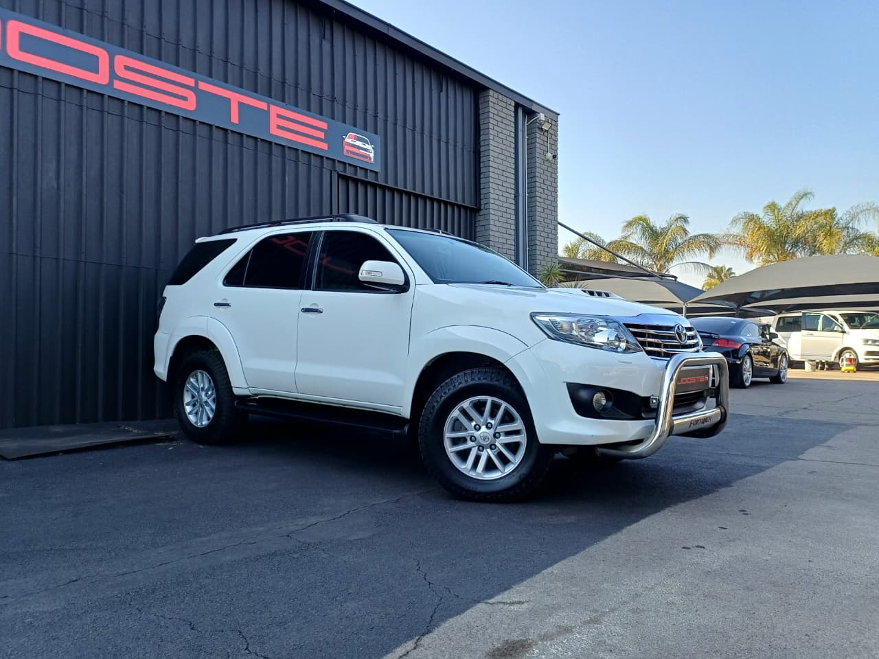 2012 Toyota Fortuner 3.0 D-4D Raised Body